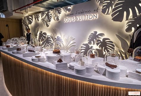 maxime frederic louis vuitton cafe